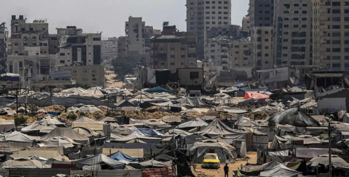 Tanques israelíes avanzan en Gaza, aumenta la preocupación por los civiles atrapados