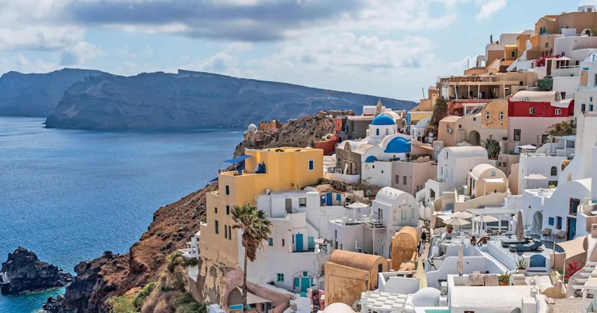 Σαντορίνη: Εκτός από το Ηλιοβασίλεμα, Όσα Πρέπει να Δείτε