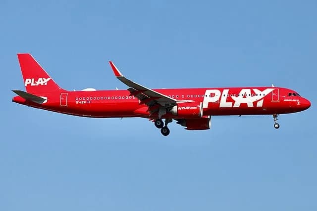 Aerolínea islandesa Play se declara en quiebra: 400 empleos perdidos