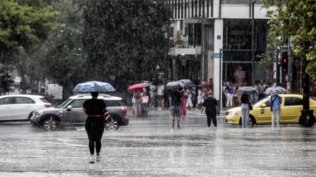 Unwetter: Sturmwarnung für Ionische Inseln, Achaia, Attika