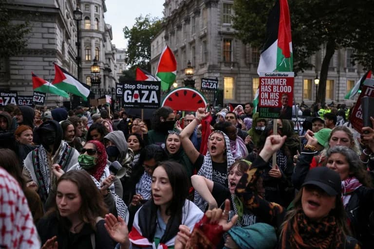 Gaza: Un barco sigue navegando – Huelga en Italia