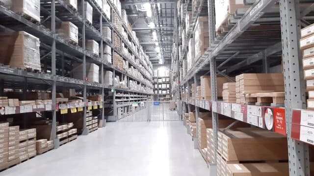 Data and Logistics Centers Design in Greece