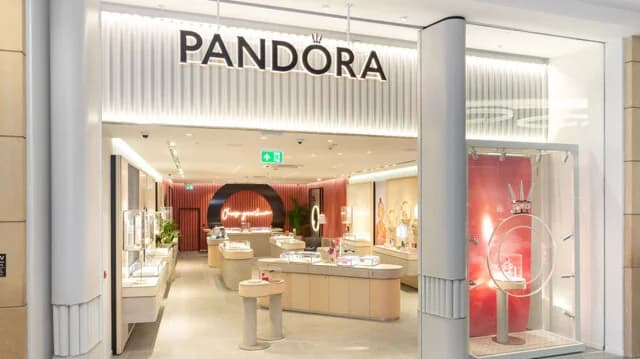 Pandora nombra a una CEO mujer y cambia su estrategia