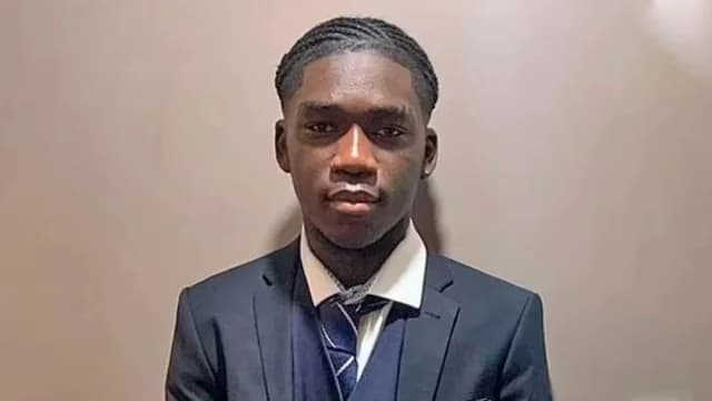 London: Teenager, der in Dubai inhaftiert war, stirbt bei Autounfall