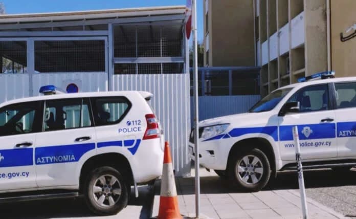 24χρονος υπό κράτηση για κατοχή και διάδοση παιδικής πορνογραφίας