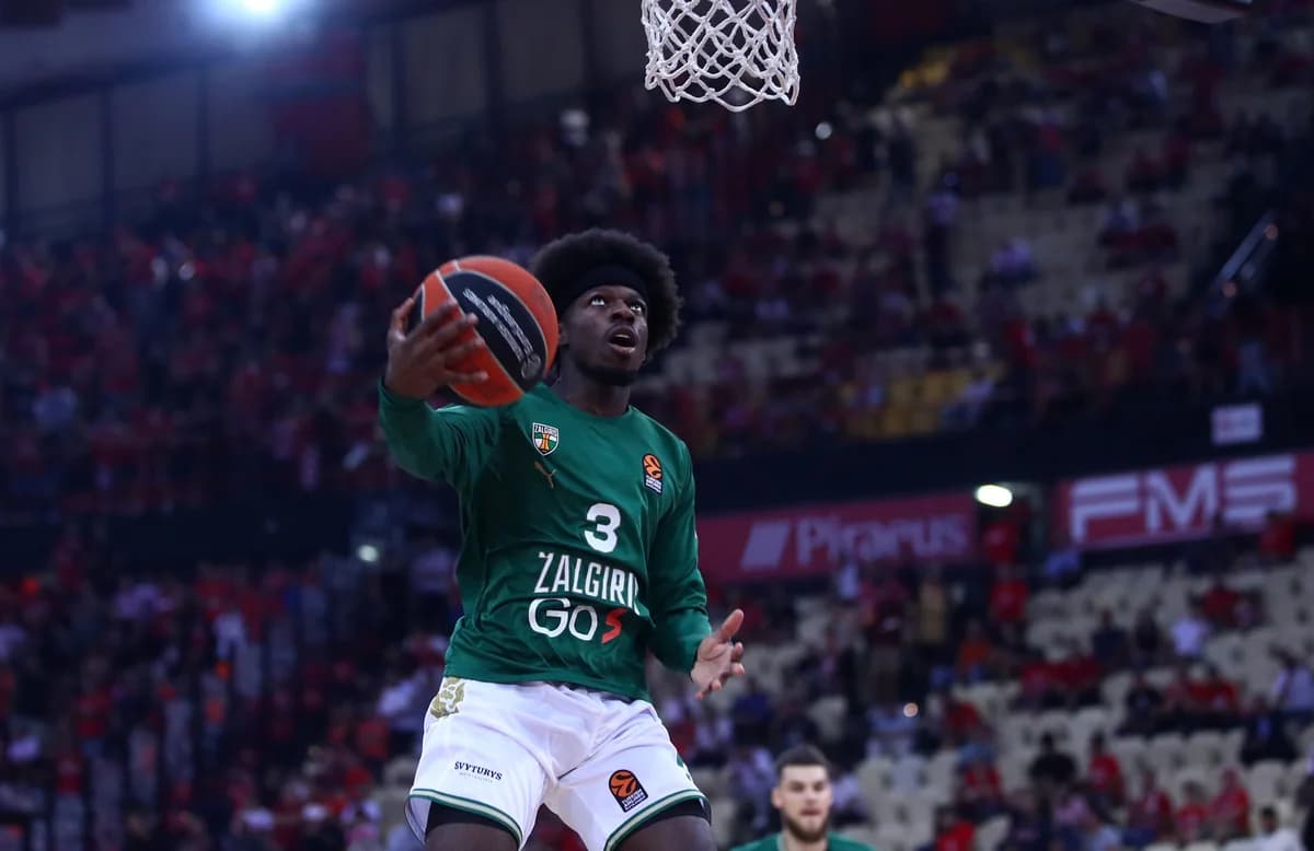 Sylvain Francisco führt EuroLeague in Blocks trotz geringer Körpergröße an