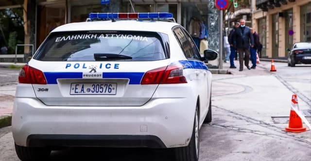 זקינתוס: גבר בן 39 נעצר בגין סחר בסמים והחזקת נשק