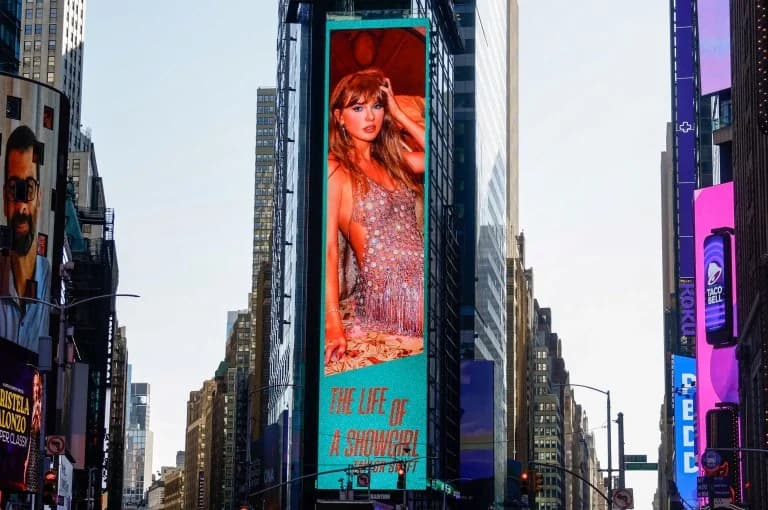 Taylor Swift Achieves New Billboard Hot 100 Record with 'The Life of a Showgirl'