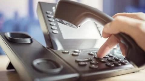 Τεχνικό πρόβλημα επηρεάζει τηλεφωνικές γραμμές κυβερνητικών υπηρεσιών
