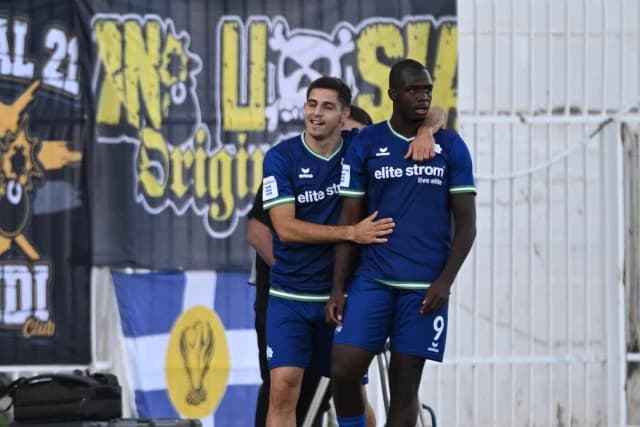 AEK Atenas niega oferta de 2,5 millones por Tetei y Pantelidis