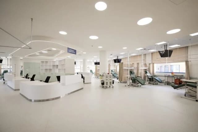 Εγκαινιάστηκε το νέο Πανεπιστημιακό Ογκολογικό Κέντρο «Αθηνά Ιωάν. Μαρτίνου»