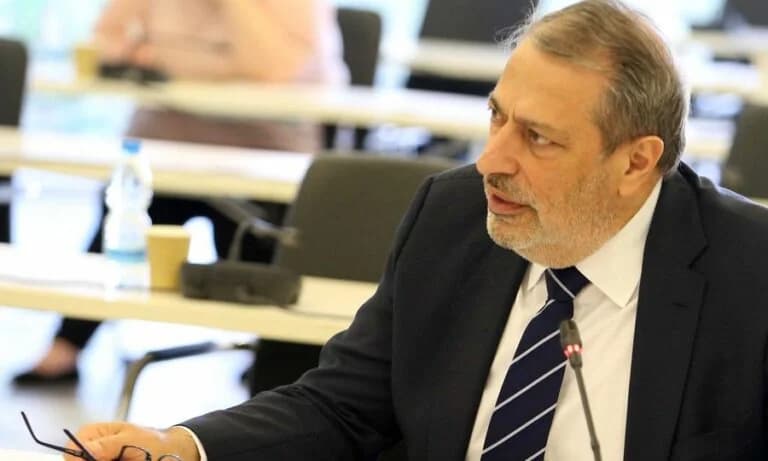 Саввидис и демократия: реакция на криминализацию критики