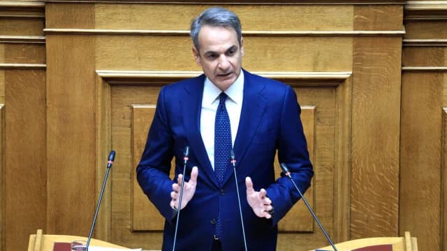 Мицотакис в парламенте: Защита национальных интересов и содействие миру