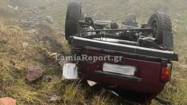 Evrytania: Car Plunges into Ravine, 75-Year-Old Rescued Unconscious