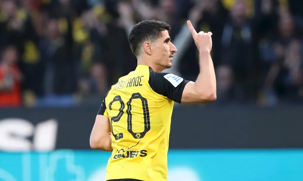 APOEL y Petros Mantalos: Interés Confirmado
