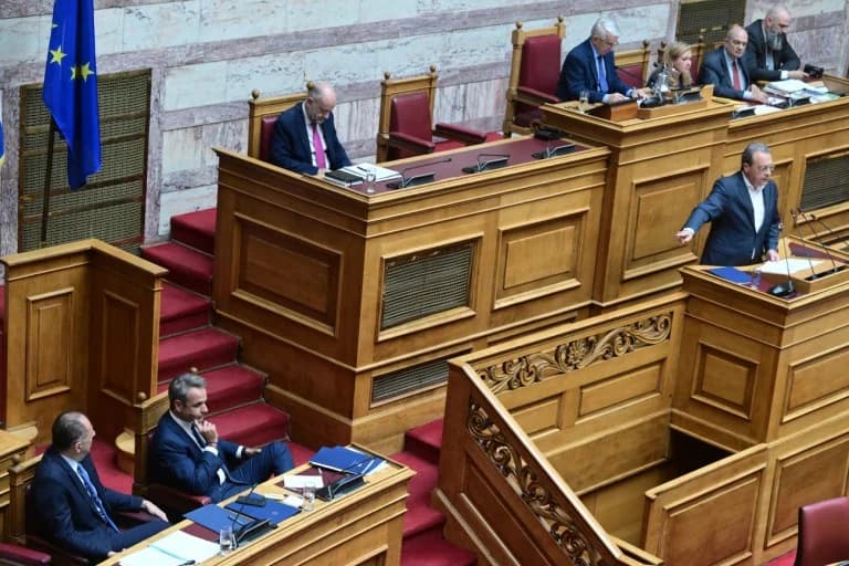 С. Фамеллос: Мицотакис был просто декорацией там, где он участвовал