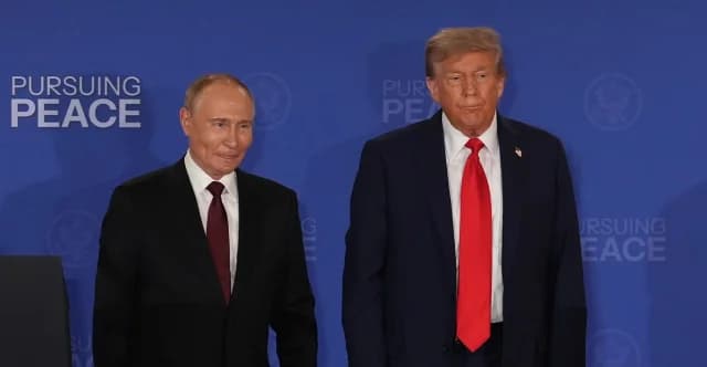 Trump-Putin Call Scheduled Ahead of Zelenskyy Visit