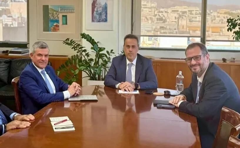 Teleconferencia sobre la interconexión eléctrica Grecia-Chipre: Evaluación y continuación