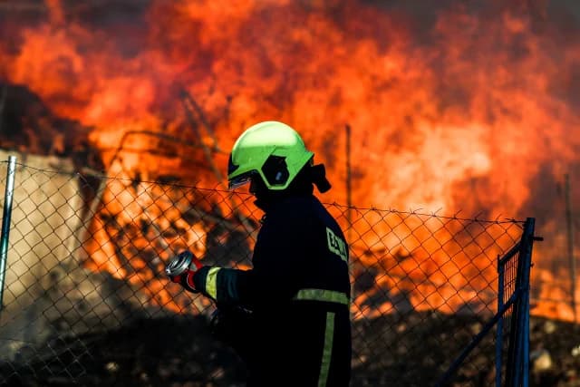 Feuerwehr wird bis 2026 mit 4.500 Mitarbeitern verstärkt