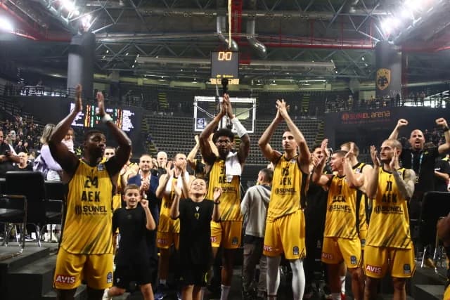 АЕК - Кардица 77-62: Уверенная победа АЕК