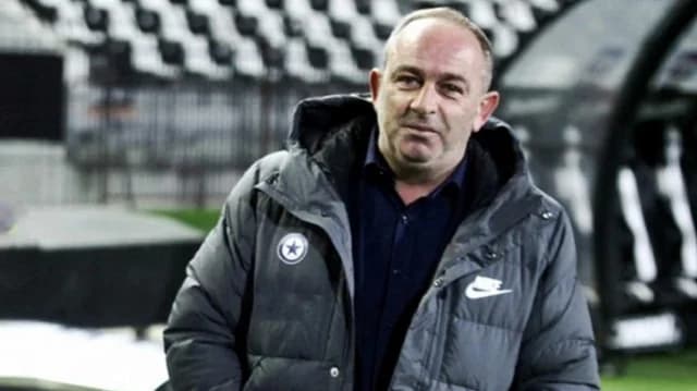 Arrestan a Vasilis Betsis, presidente del Atromitos, por bengalas