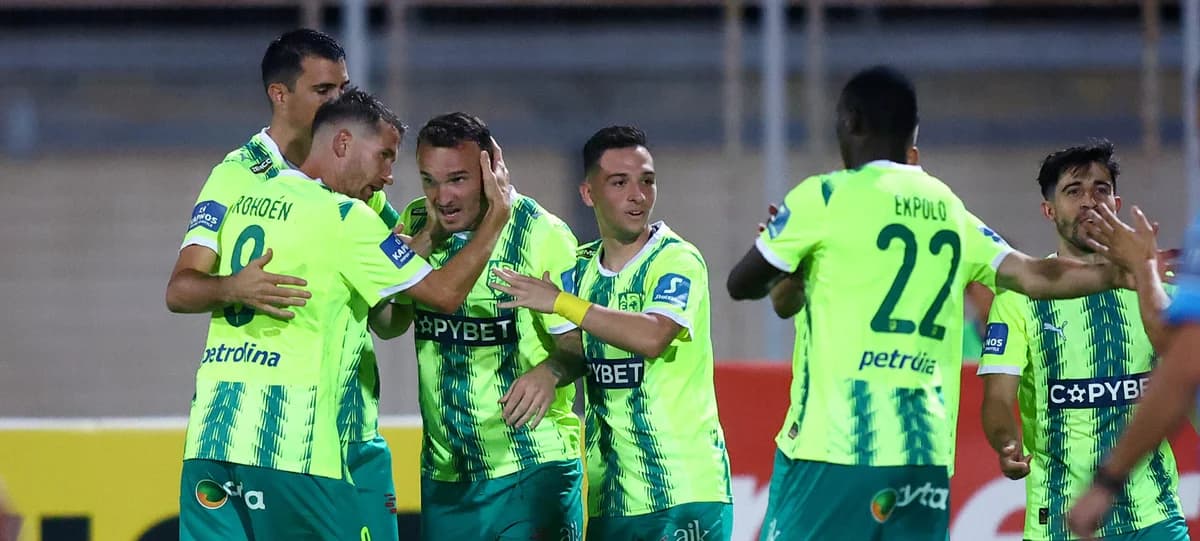 AEK Larnaka besiegt Enosis Paralimni und blickt auf Crystal Palace