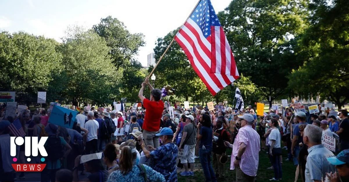 USA: Große Proteste gegen Trumps autoritäre Herrschaft im ganzen Land