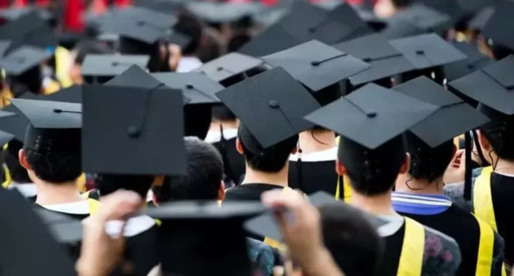 Prórroga para solicitudes de bienestar estudiantil