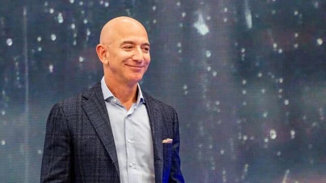 Jeff Bezos' Prediction for 2045: Robots and Space Living