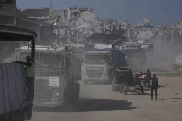 Humanitarian Aid Enters Gaza After Israeli Blockade