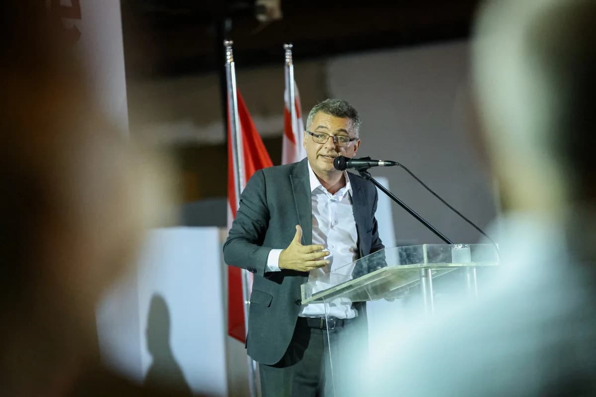 Erhürman Receives 'Official Mandate' of 'Presidency'