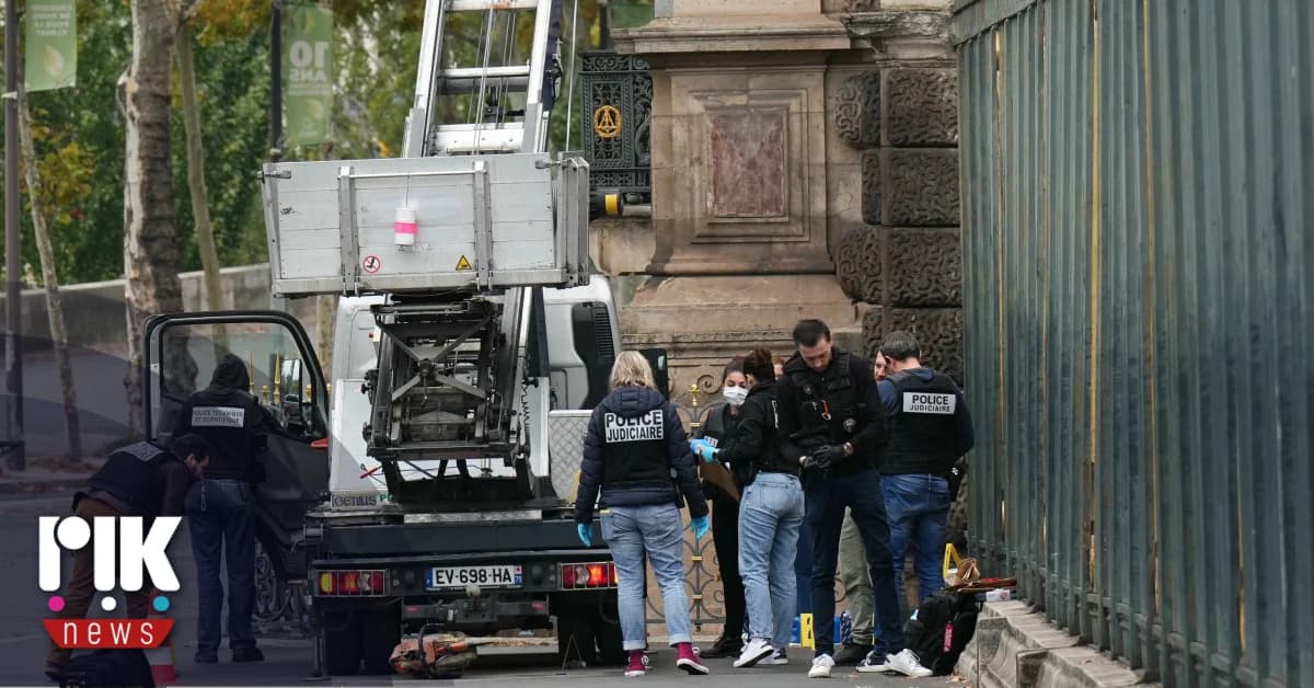 Louvre: Stolen Jewelry Valued at Nearly 90 Million Euros