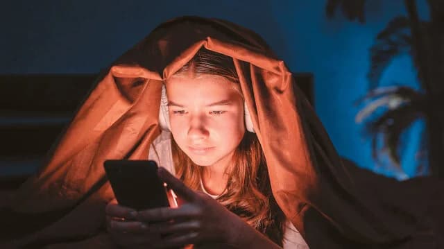 Nueva Zelanda: Proyecto de ley para prohibir las redes sociales a adolescentes