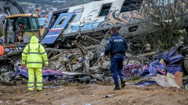 Tempi Train Crash: Investigation into Forensic Pathologists' Responsibilities – Exhumations