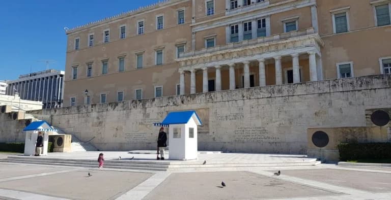משרד ההגנה: לא נאפשר השפלה של קבר החייל האלמוני
