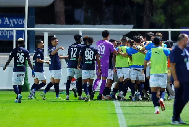 Ethnikos Achnas Aplasta a Enosis Paralimni con un 5-1