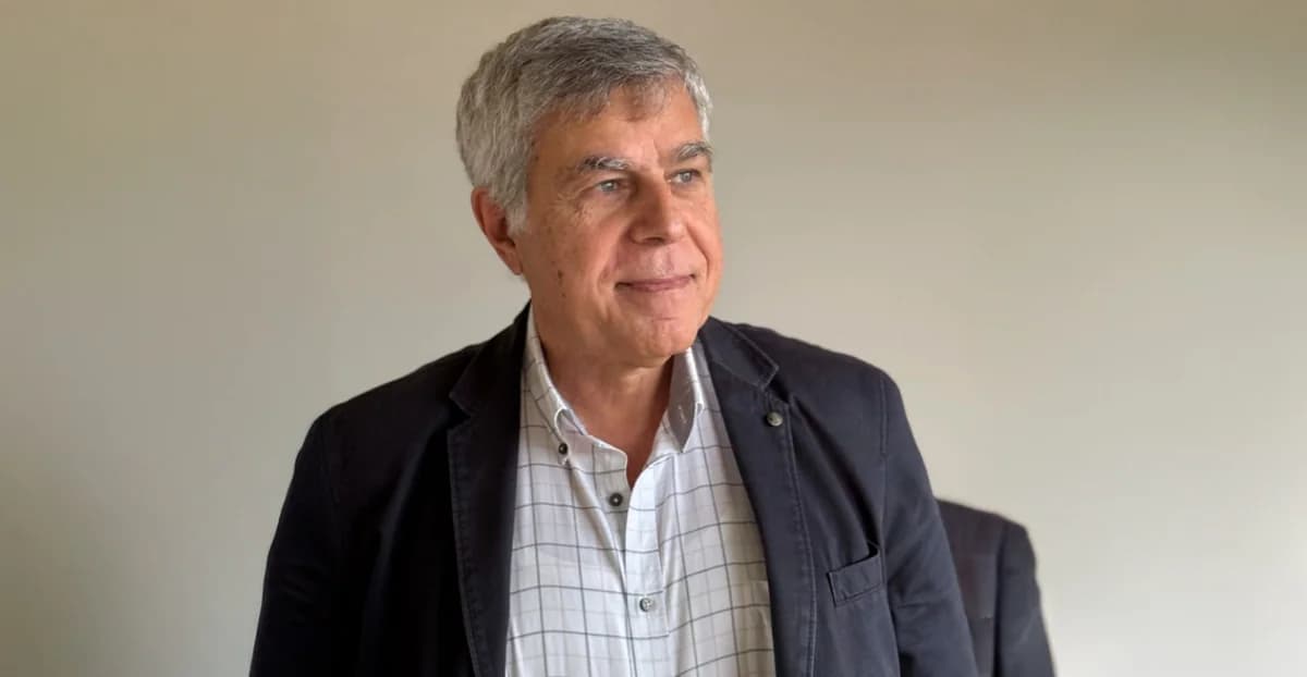 Παραιτήθηκε ο διευθυντής γραφείου του Ανδρουλάκη λόγω σχολίων για Μητσοτάκη