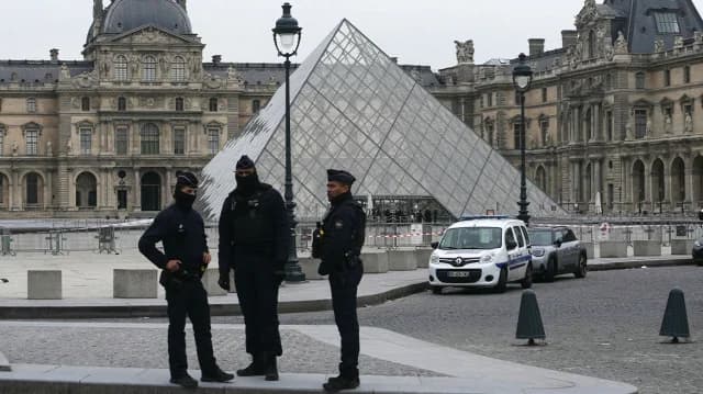 Raub im Louvre: Verdächtige durch DNA und Telefonüberwachung verhaftet