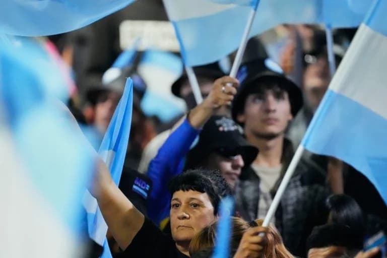 Argentina: El partido de Milei gana las elecciones de mitad de mandato con más del 40%