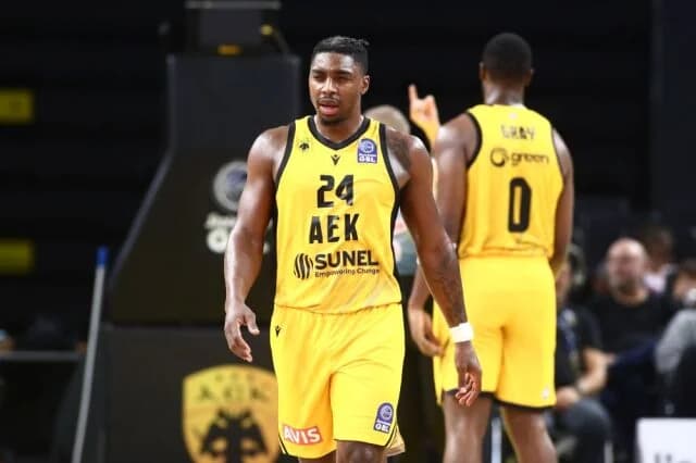 El AEK vence al Levice por 71-69 en la BCL
