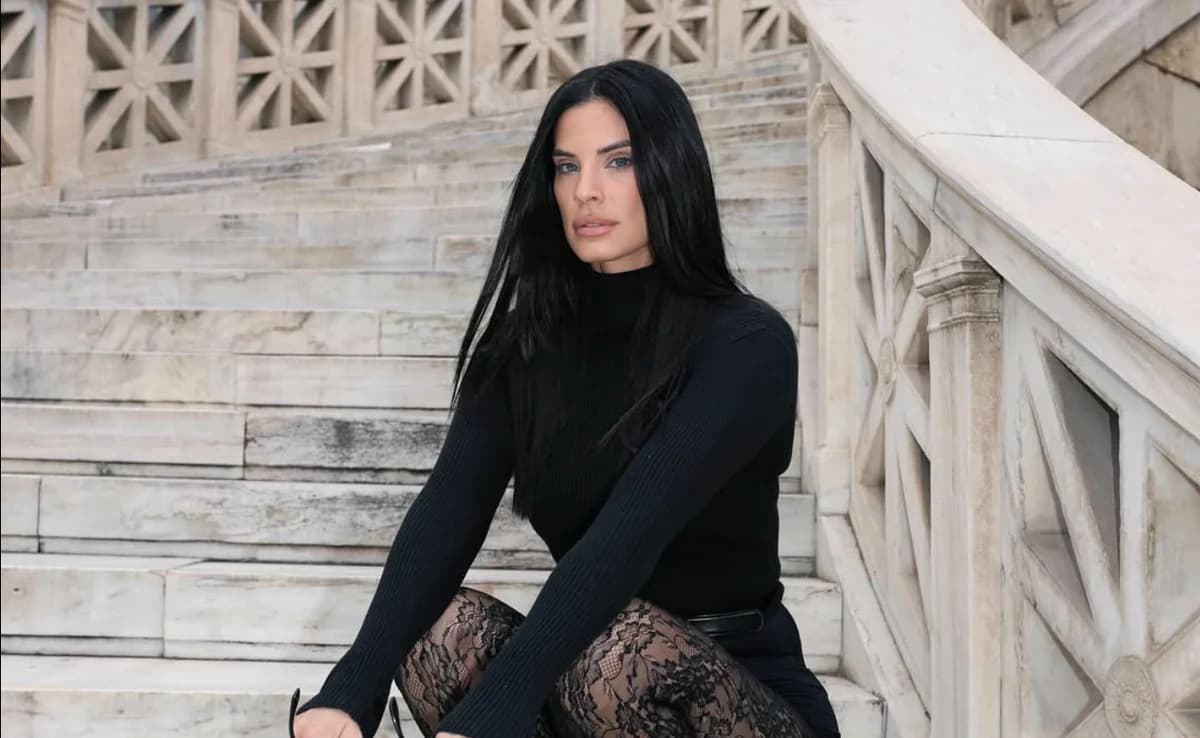 כריסטינה בומבה מרשימה עם תחפושת ליל כל הקדושים שלה