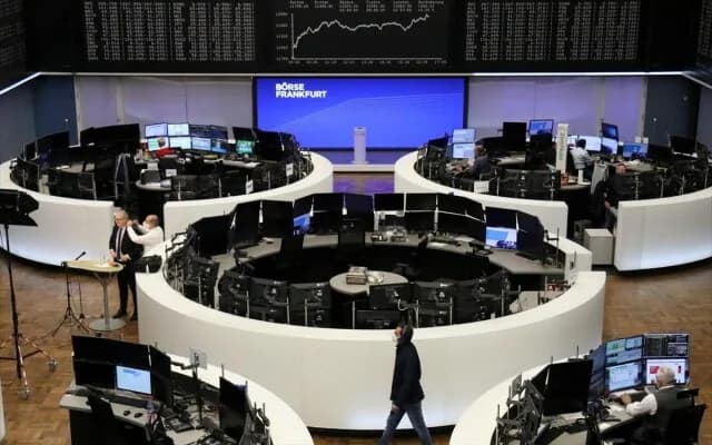 Mercados bursátiles europeos: Acciones estables al inicio de la sesión