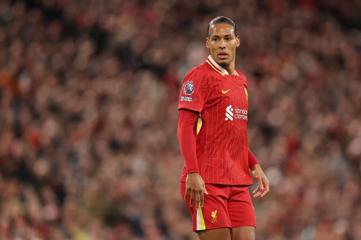 Van Dijk cuts contact with Arnold after Real Madrid move