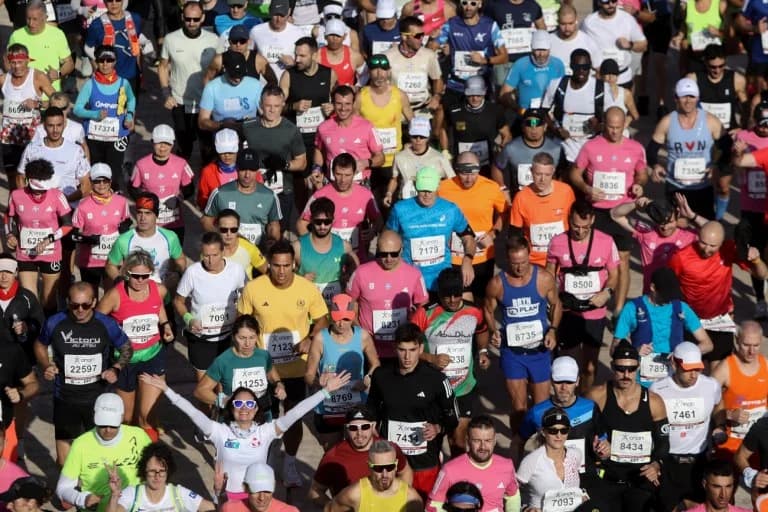 Athens Marathon 2025: Record Participation with 72,800 Runners from 126 Countries