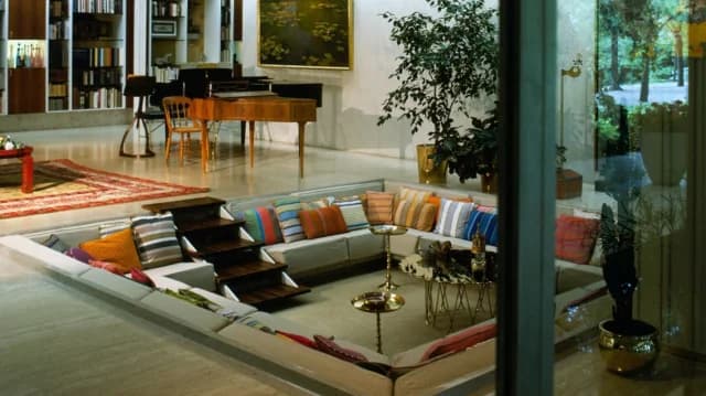 The Return of the "Conversation Pit": A Trend in Modern Homes