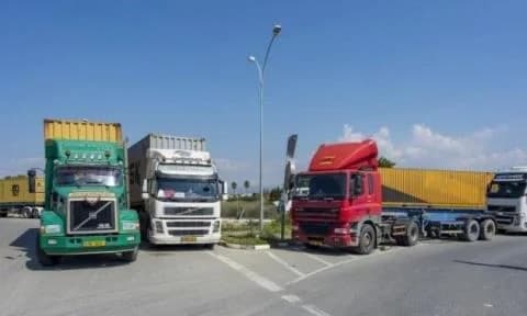 Continúa la huelga de transportistas en Limassol
