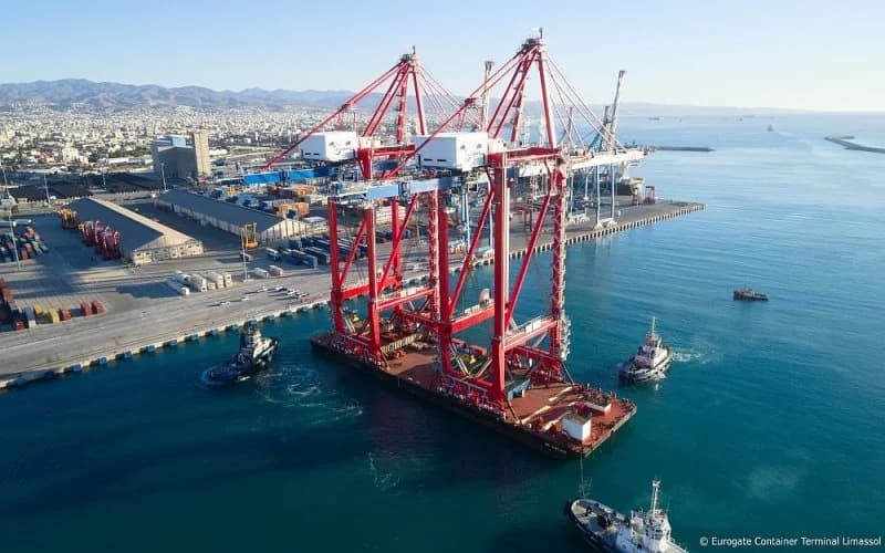 Transportistas A' finalizan la huelga tras acuerdo