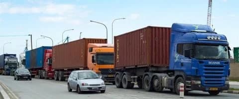 Transportistas A' suspenden medidas de huelga en puertos