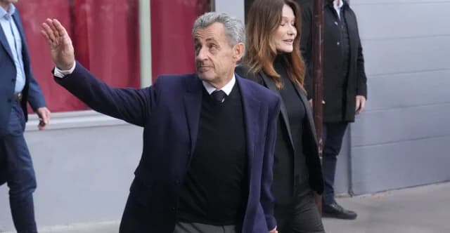 Sarkozy rechaza la comida de la cárcel, teme ser envenenado