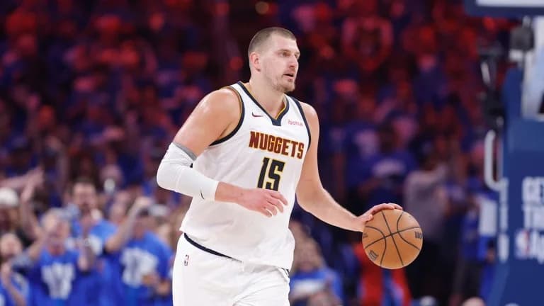 ניקולה יוקיץ' משווה שיא NBA: 30+ נקודות, 15+ ריבאונדים, 15+ אסיסטים